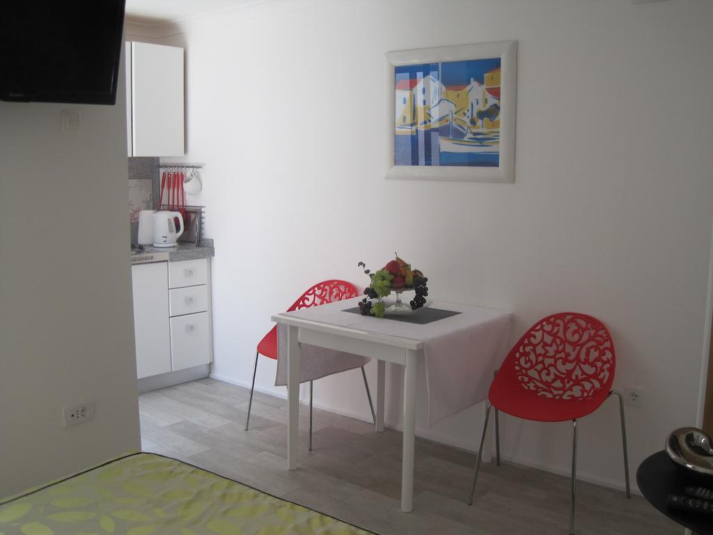 Apartment Koralj Split Ruang foto